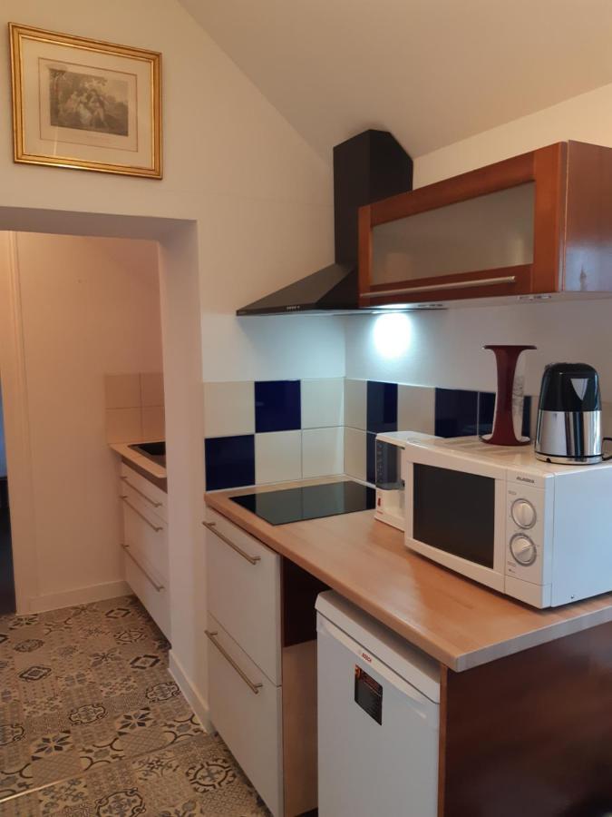 Maison Des Isles Saint-Hilaire-du-Harcouët Esterno foto